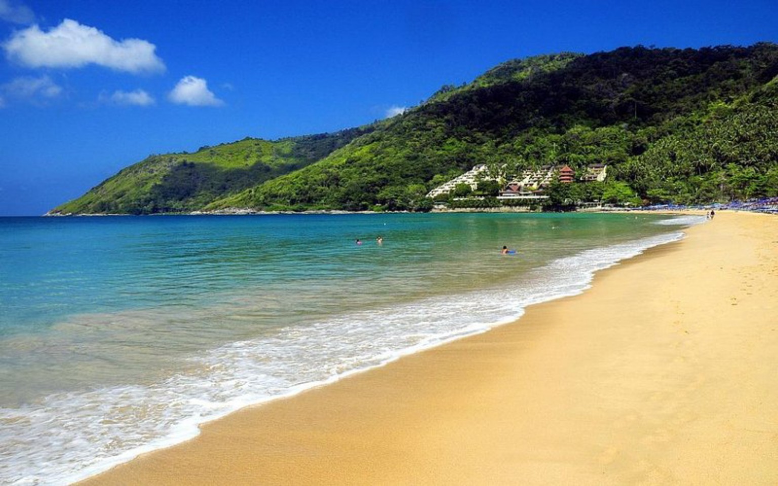 Nai Harn Beach